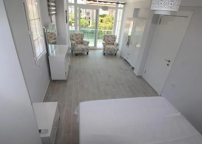 Oludeniz With Private Pool Проживание в семье Фетхие